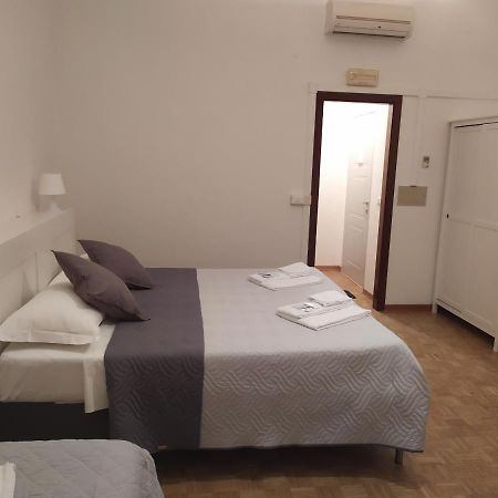 Affittacamere Iris Trieste Exterior foto