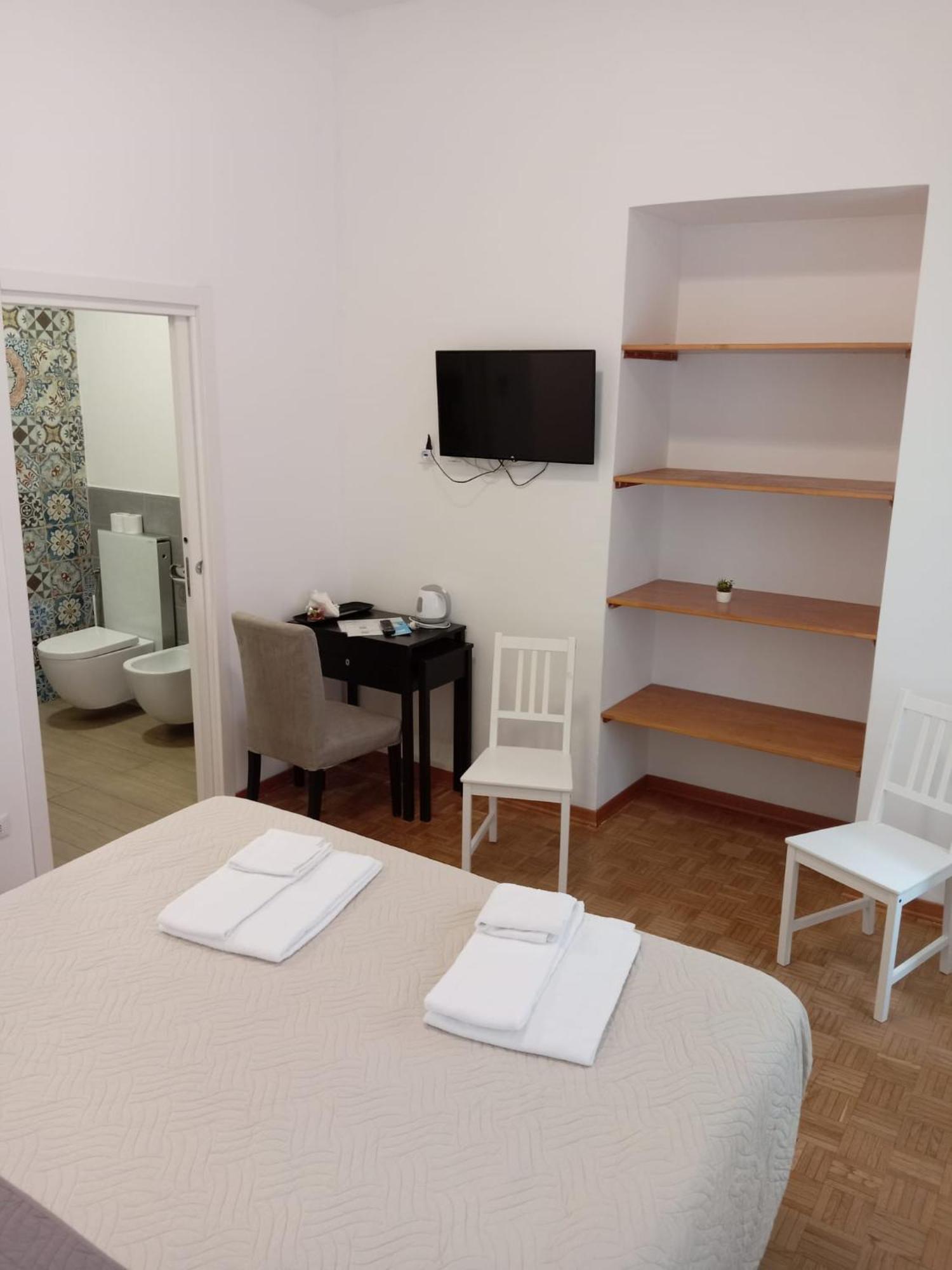 Affittacamere Iris Trieste Exterior foto