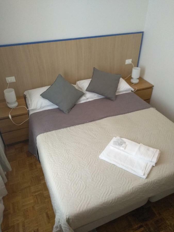 Affittacamere Iris Trieste Exterior foto